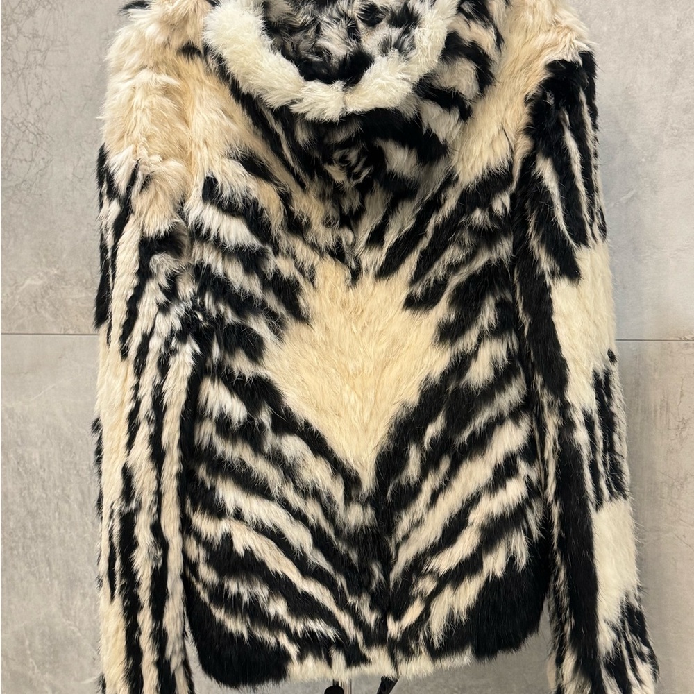 Jessrly Zebra cony hair Hoodie Coat Woman size M - Picture 2 of 3